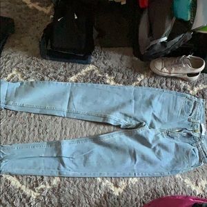 Light washed high waisted mom jeans